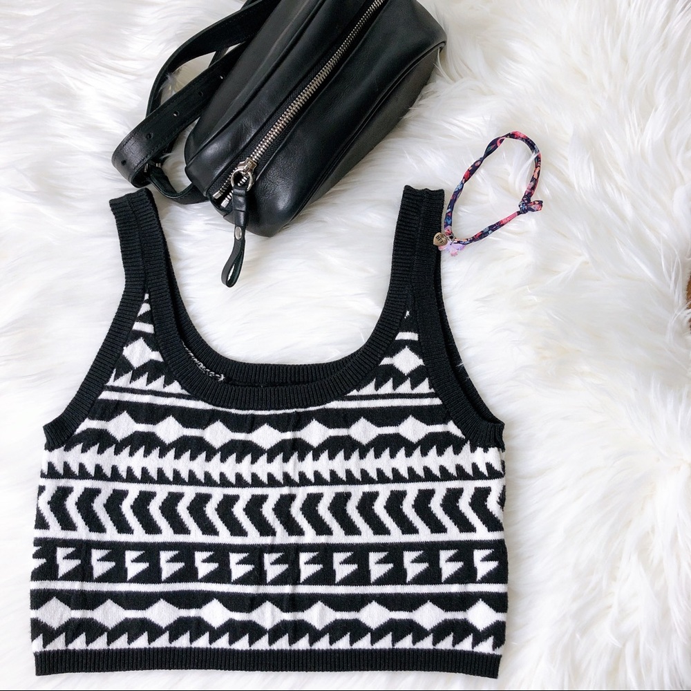 Ecote Women Sz S Med Aztec Tribal Print tank top
